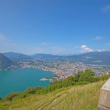 Elegant - Happy * Lugano