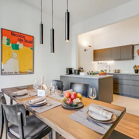 Apartment Elegant - Happy